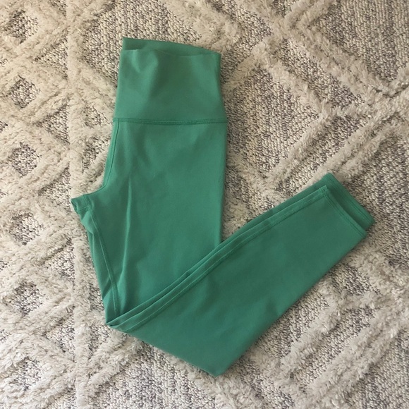 ALO Yoga 7/8 High-Waist Airbrush Leggings size S - Picture 4 of 8